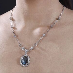 EverTrue Karis Malagasy Labradorite 32.75 ctw
Necklace 18 Inches Platinum Bond